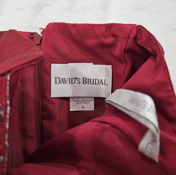 David’s Bridal Beaded Corset in Red Women’s Size 6 - Picture 3 of 4